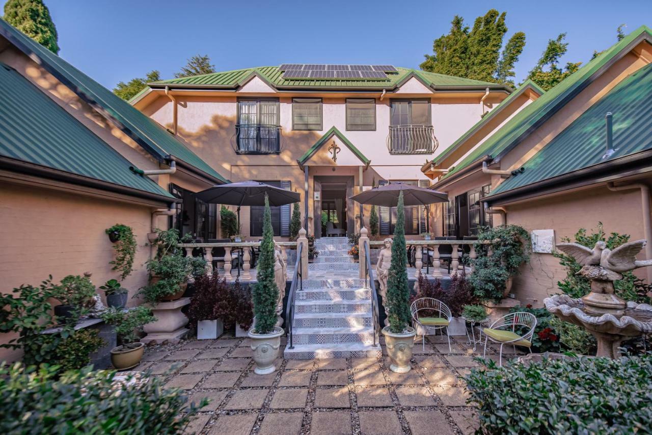 Villa Della Rosa Bed & Breakfast Mount Tamborine Dış mekan fotoğraf